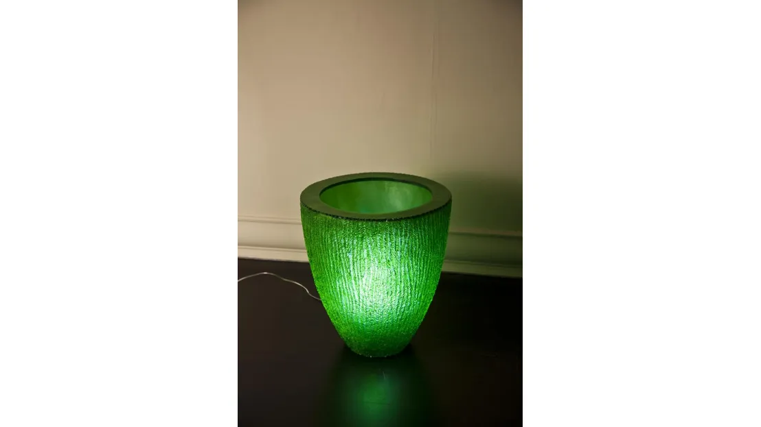 Vaso verde in resina con luce interna di Stones